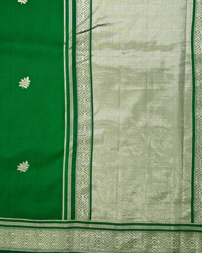 Raw Mango Handloom Booti With Stripe Banarasi Saree