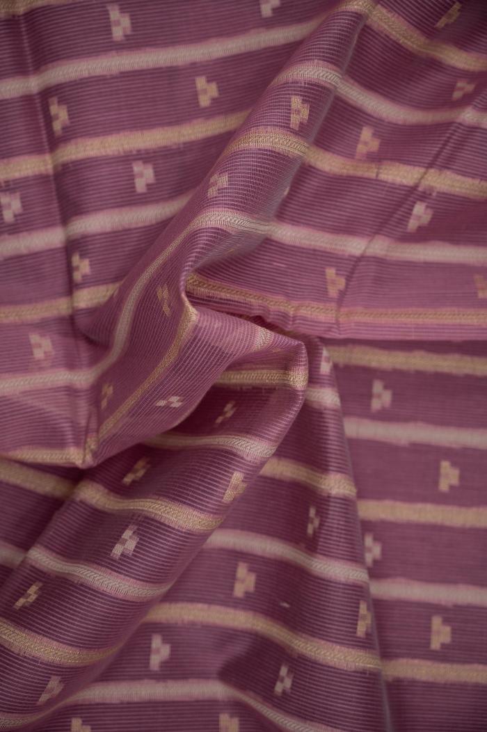 Banarasi Katan Cutwork Contrast Silk Saree