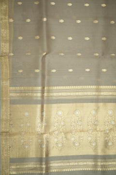 Organza Kadhwa Banarasi Saree with Flower Booti